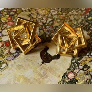 Geometric Earrings ✅💯👏🏻